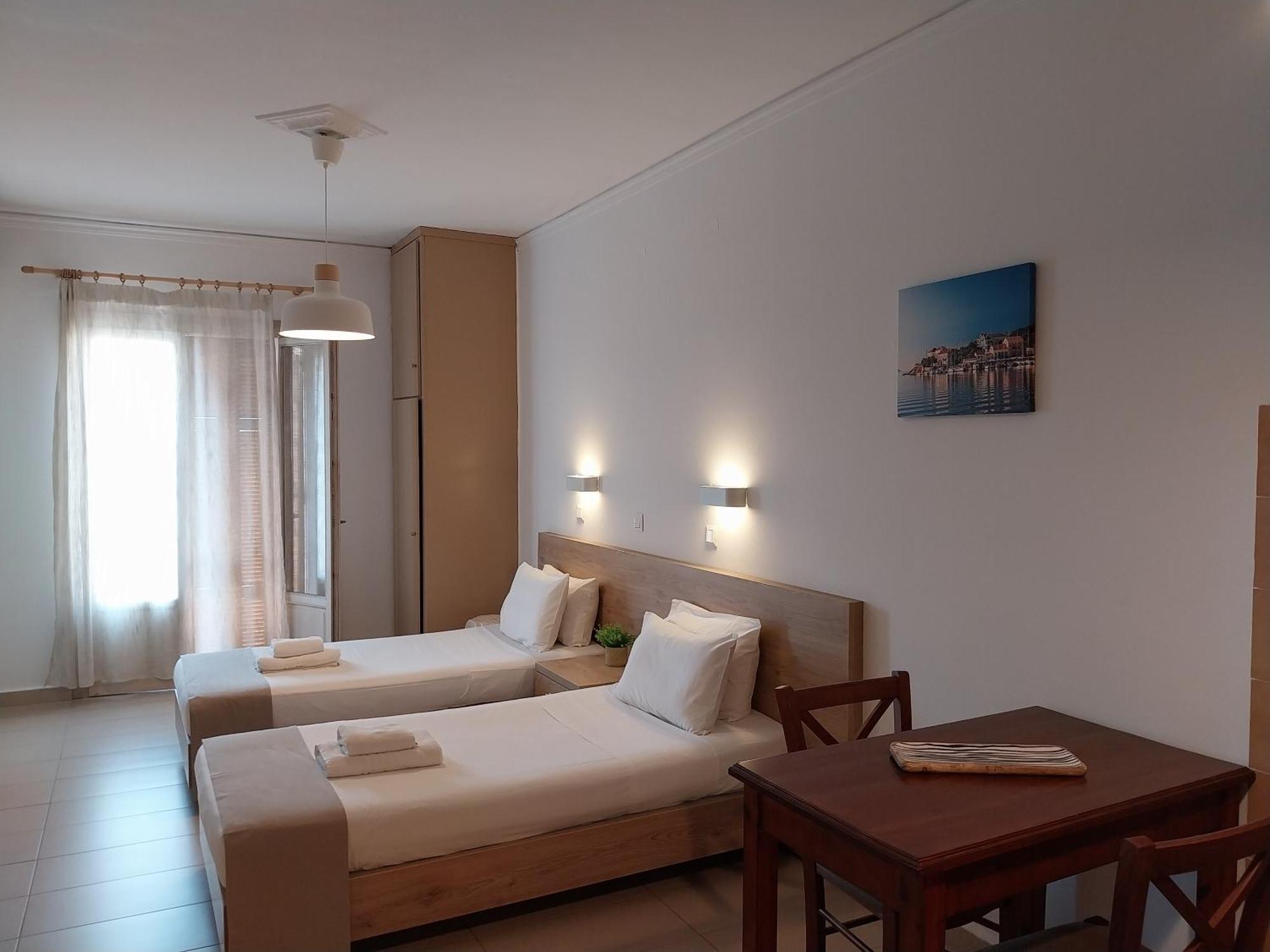 Papadatos Studios Argostoli  Luaran gambar